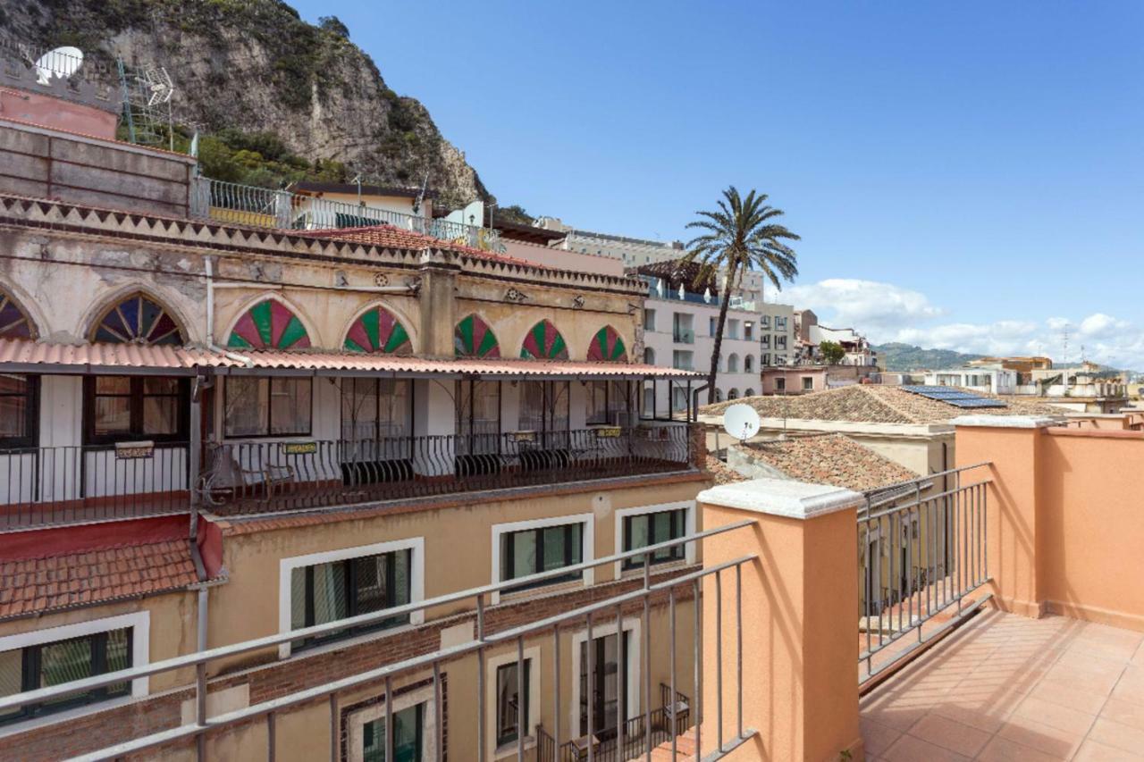 Vilagos Apartments & Loft Taormina Exteriör bild