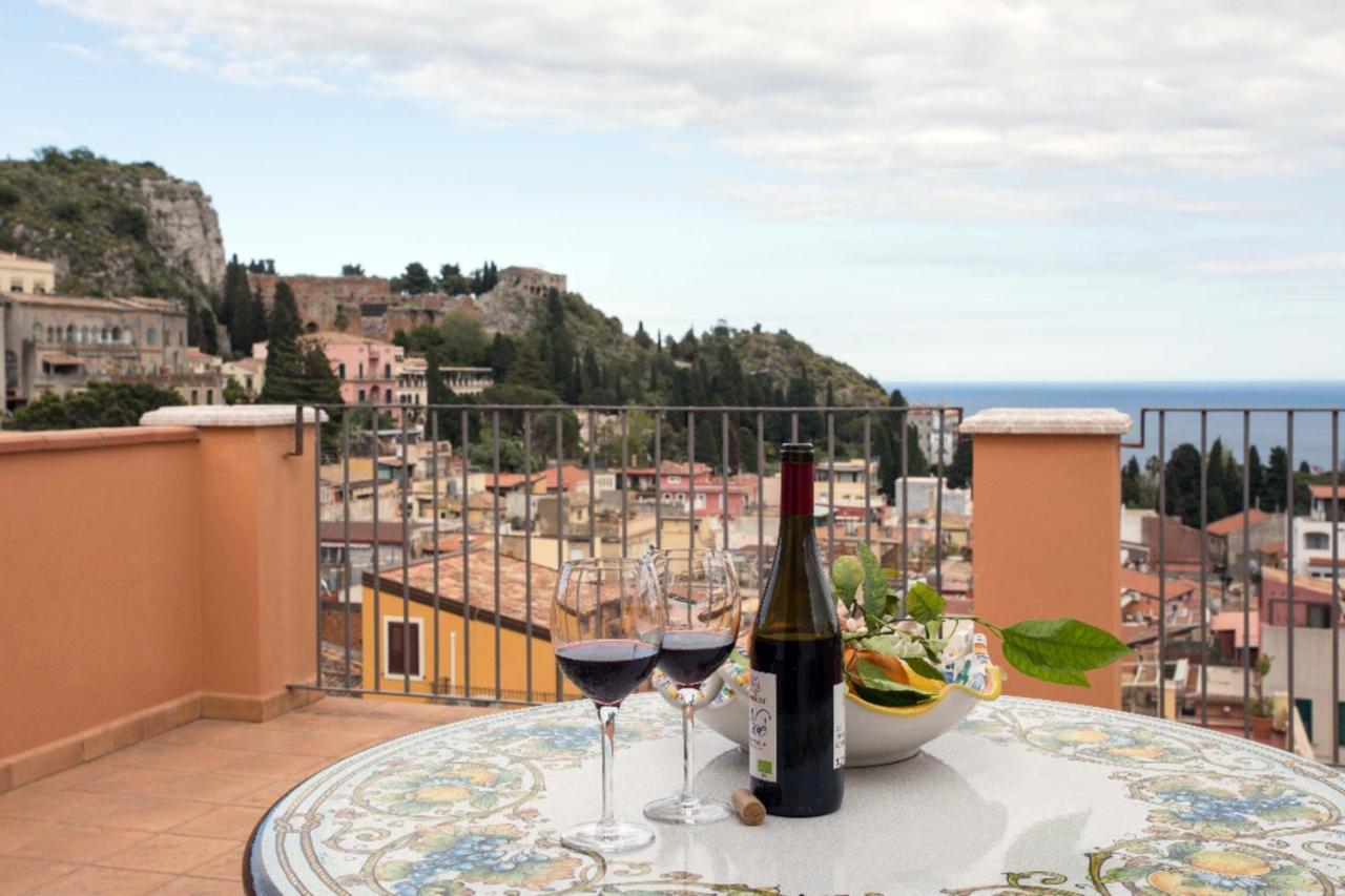 Vilagos Apartments & Loft Taormina Exteriör bild